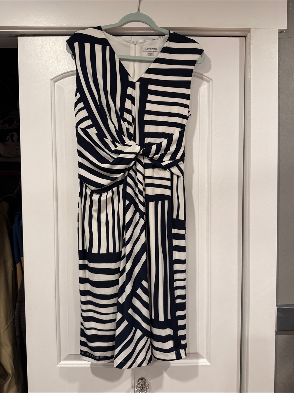 Calvin Klein Navy and White Knot-Front‎ Midi Dress size 6